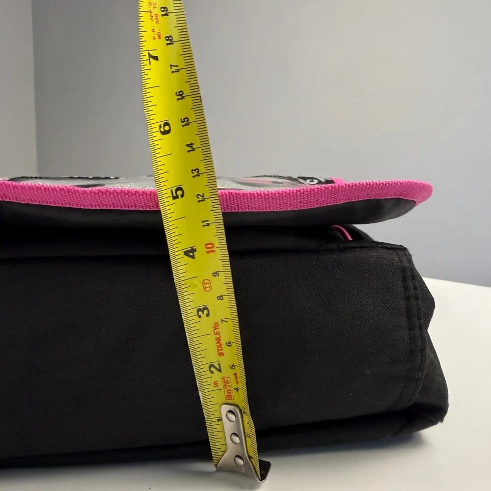 Sanrio official Hello Kitty Messenger Bag Black Pink - Picture 11 of 13